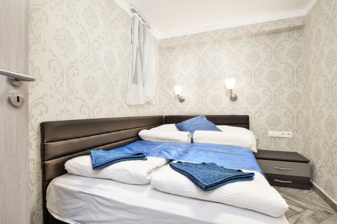 Center Businessclass Apartment บูดาเปสต์ ภายนอก รูปภาพ